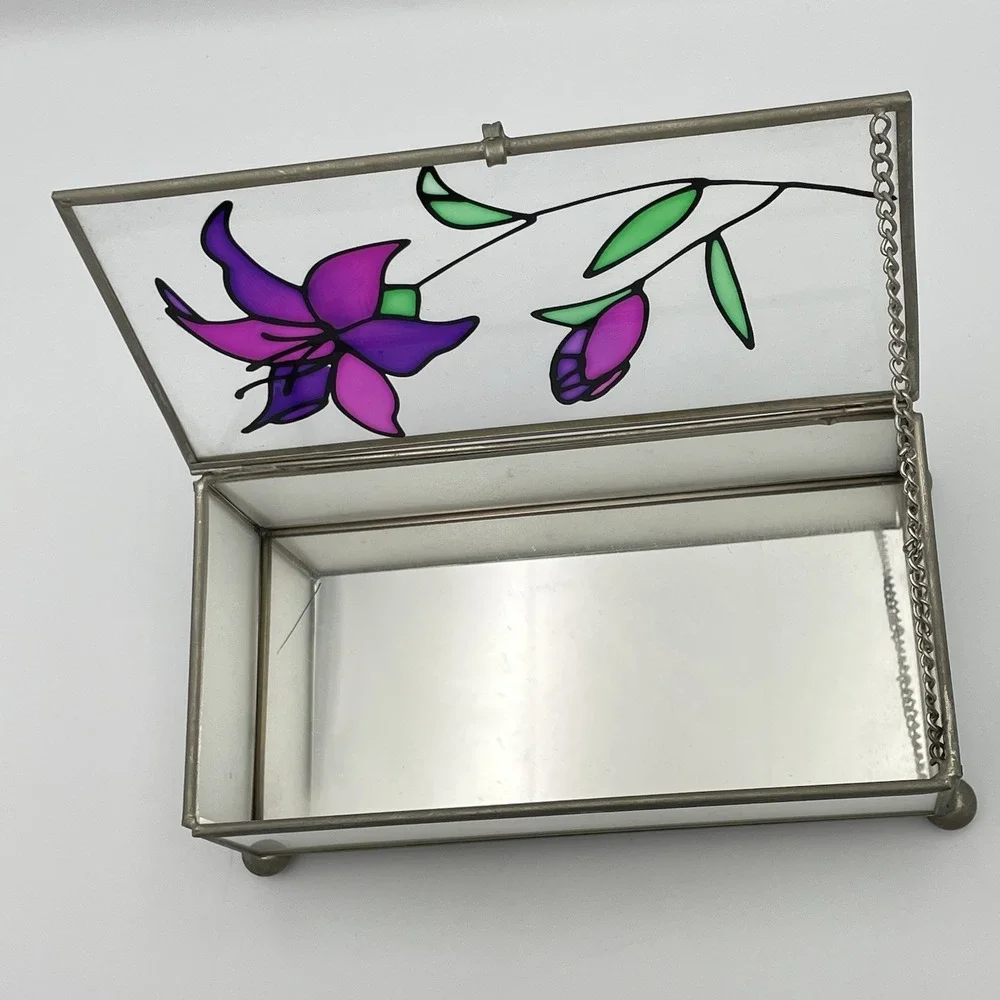 Vintage Taiwan Stained Glass Jewelry Trinket Box Frosted Glass Purple Lily